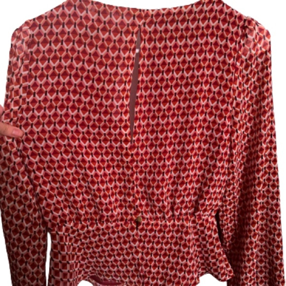 F21 Long Sleeve Blouse - Picture 2 of 2